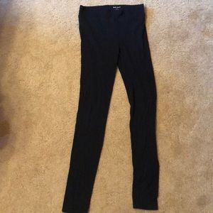 Women’s Medium Black Leggings